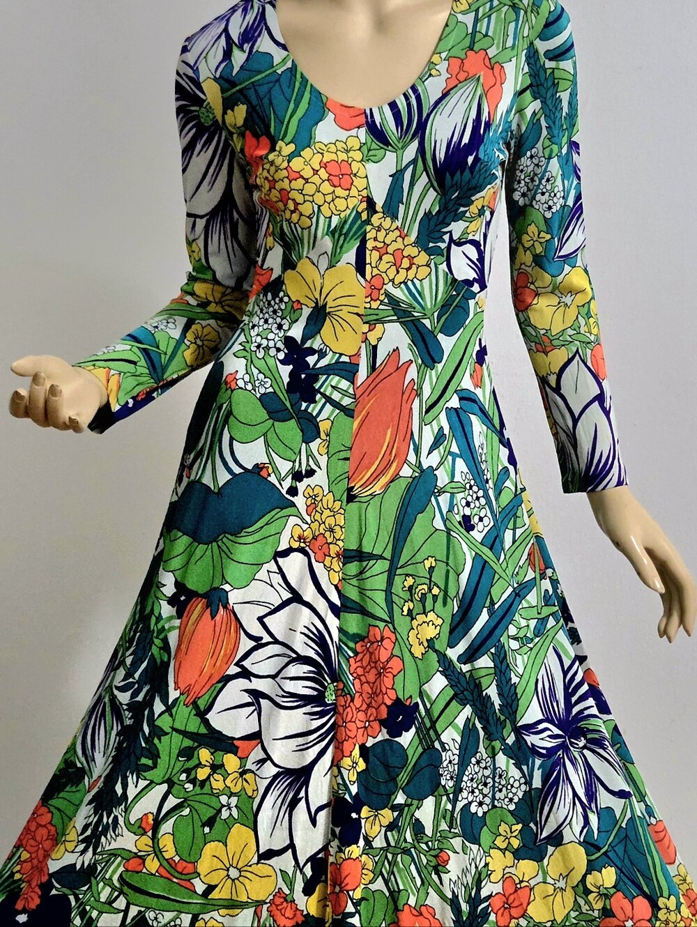 Vtg 70S Floral Print Maxi Flare Dress Stunning